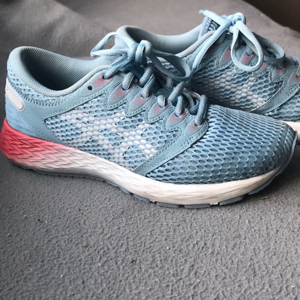 ASICS Sneakers